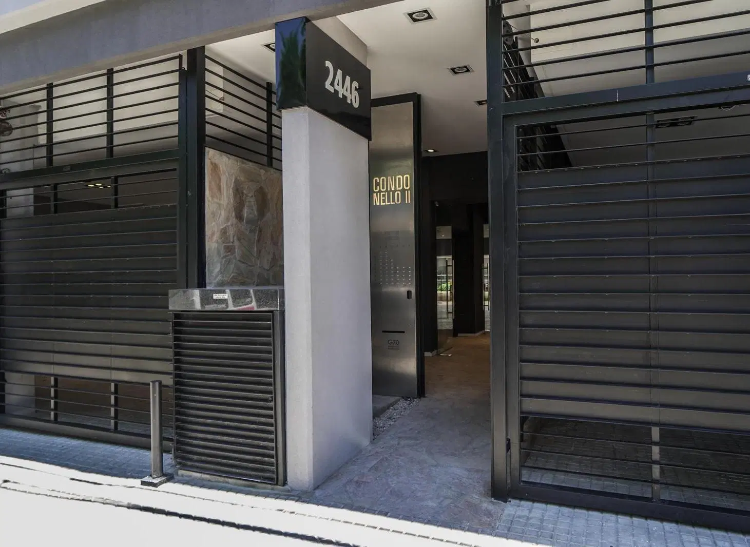 MONOAMBIENTE VENTA SOLARIUM Y PARRILLERO REP. DE LA  SEXTA ROSARIO 2