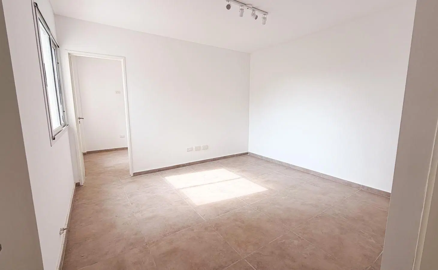 DEPARTAMENTO DE 1 DORMITORIO VENTA CONFORT ABASTO ROSARIO 2