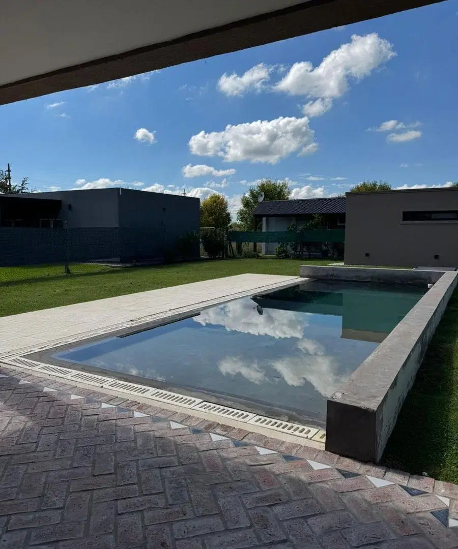 CASA DE FIN DE SEMANA VENTA PILETA Y PARRILLERO BARRIO ABIERTO PUNTA CHACRA ROLDAN 3