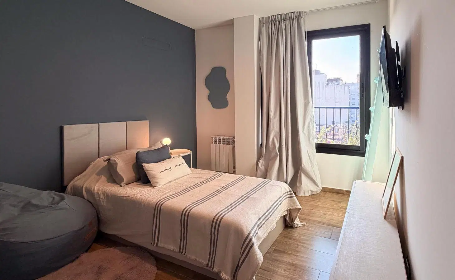 DEPARTAMENTO DE TRES DORMITORIOS VENTA TERRAZA Y PILETA EXCLUSIVA CENTRO ROSARIO 3