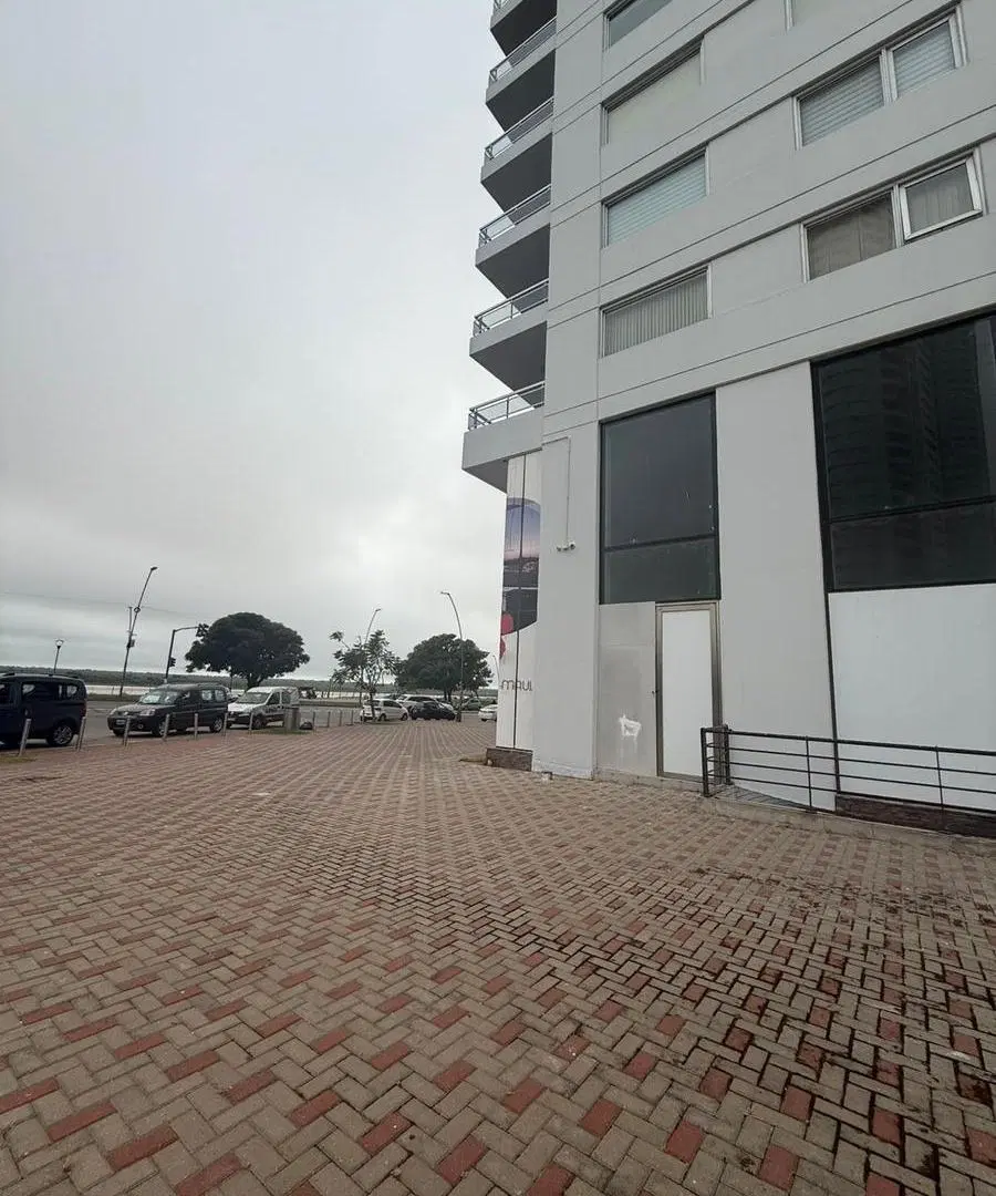 LOCAL PREMIUM DE 200M2 VENTA PUERTO NORTE ROSARIO 3