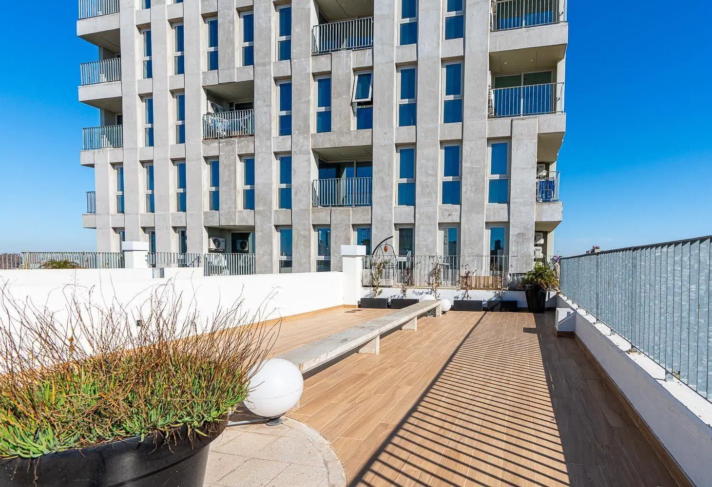 DEPARTAMENTO PREMIUM DE 1 DORMITORIO VENTA SEGURIDAD 24HS PUERTO NORTE ROSARIO 8