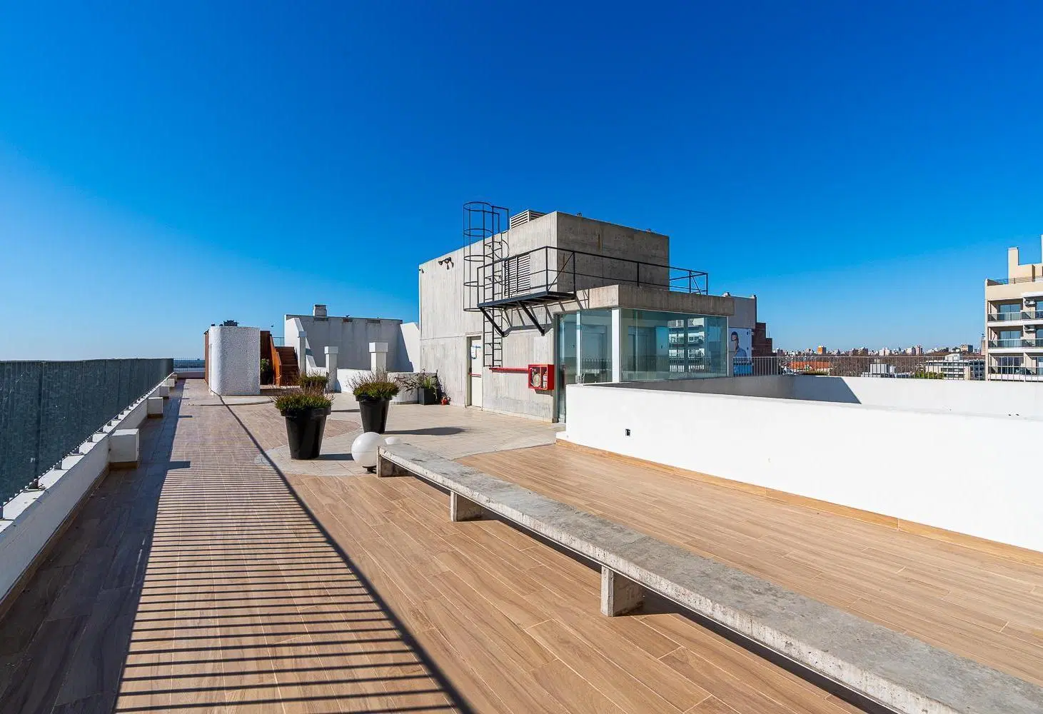 DEPARTAMENTO PREMIUM DE 1 DORMITORIO VENTA SEGURIDAD 24HS PUERTO NORTE ROSARIO 8
