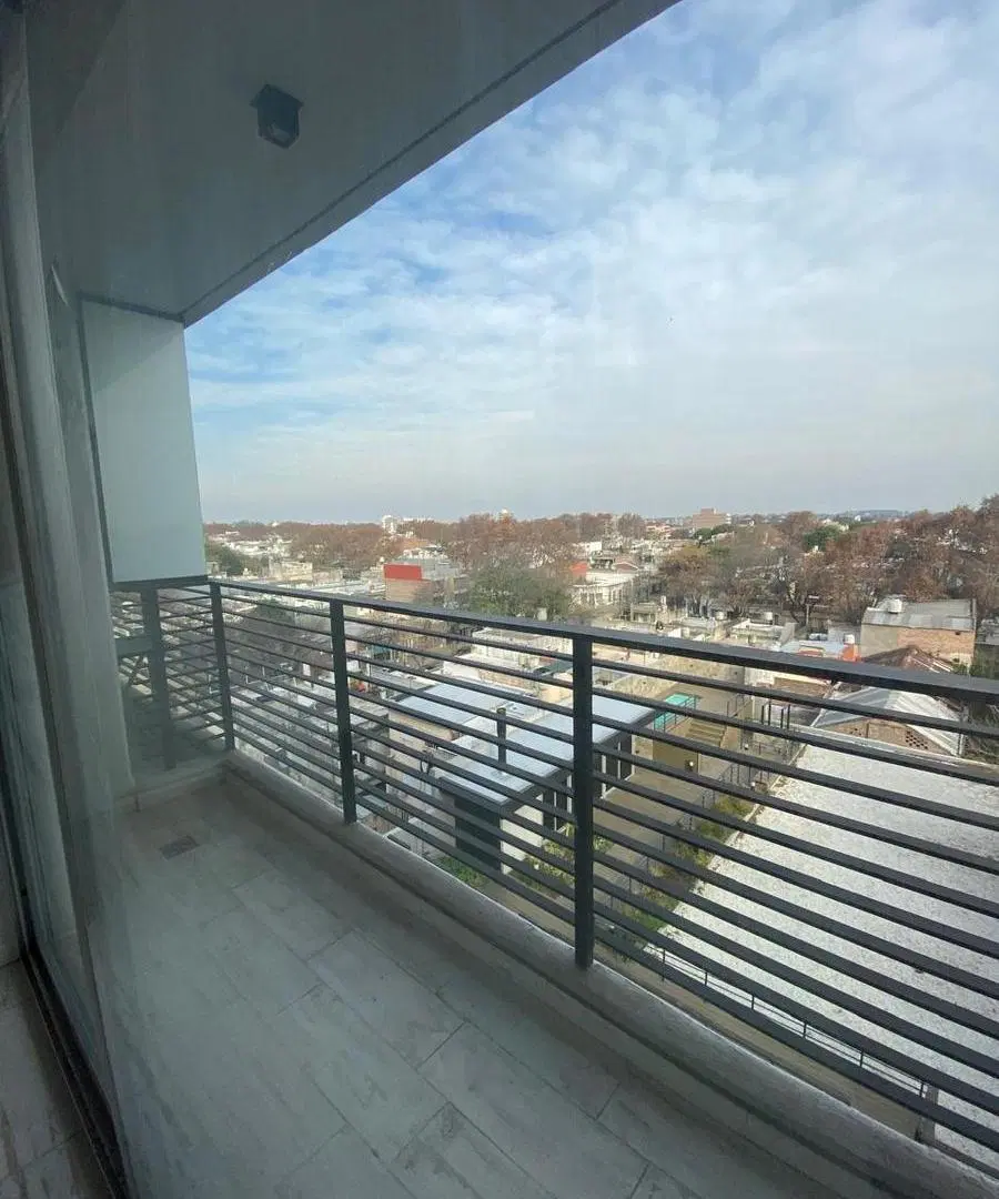 MODERNO MONOAMBIENTE  CON BALCON Y AMENITIES EN CALLE PELLEGRINI- ROSARIO 5