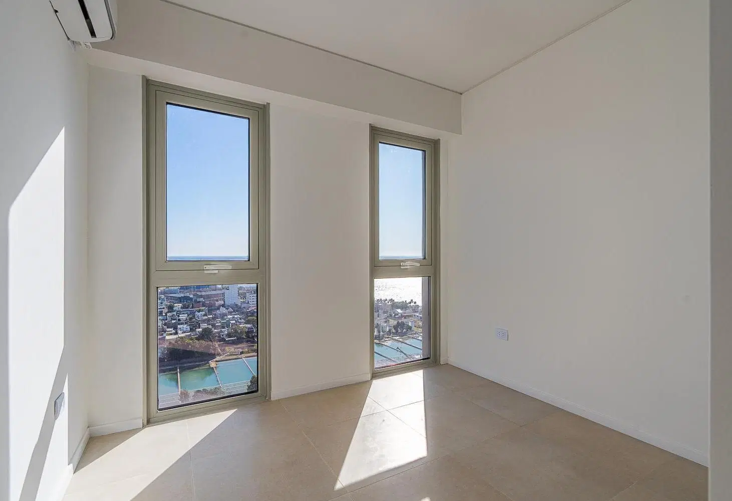 DEPARTAMENTO PREMIUM DE 2 DORMITORIOS VENTA SEGURIDAD 24HS PUERTO NORTE ROSARIO 2