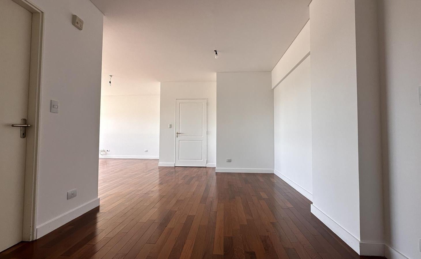 Departamento Premium de dos dormitorios con cochera y baulera- Vista al rio- Maui -Puerto Norte