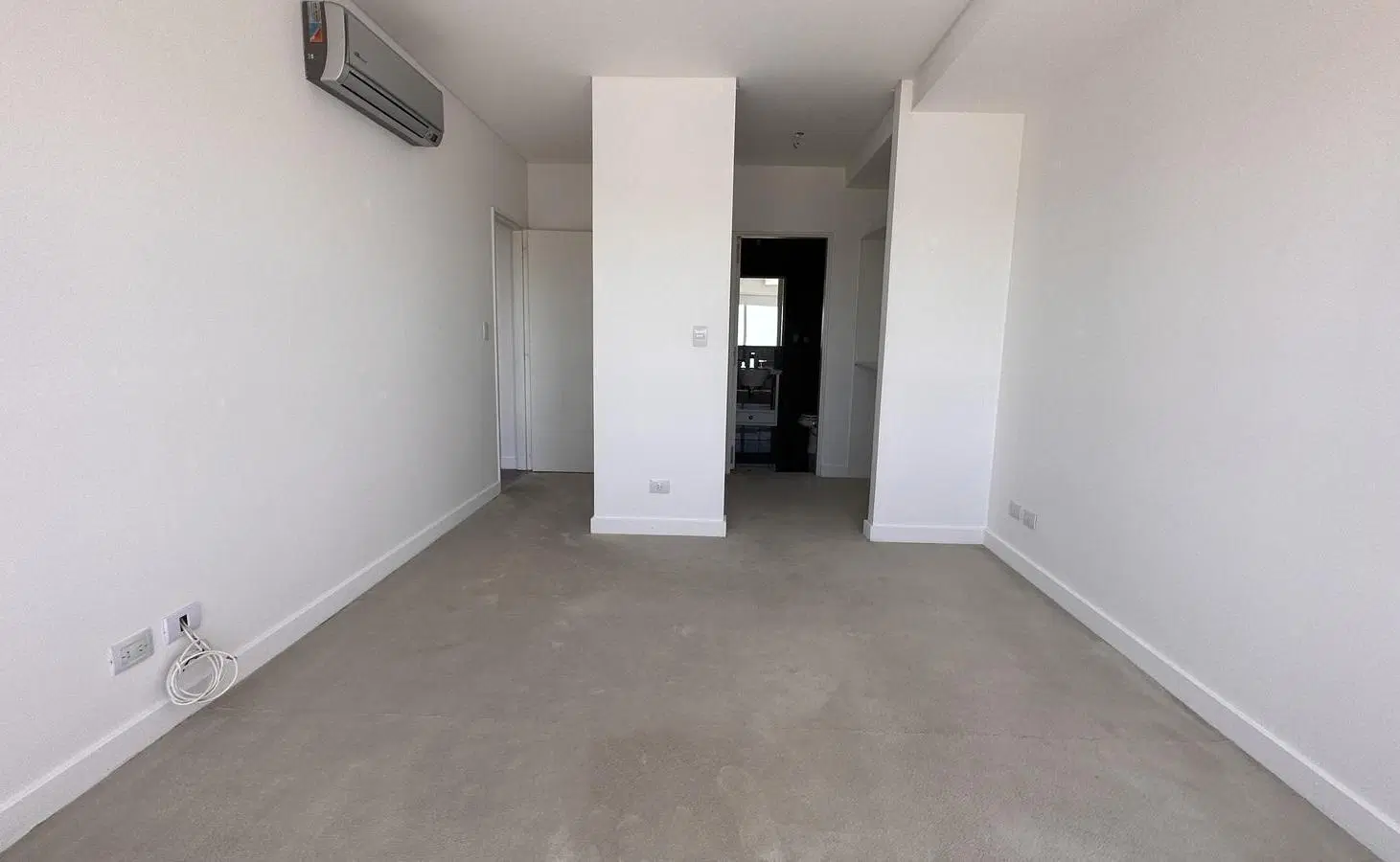 Departamento Premium de dos dormitorios con cochera y baulera- Vista al rio- Maui -Puerto Norte 2