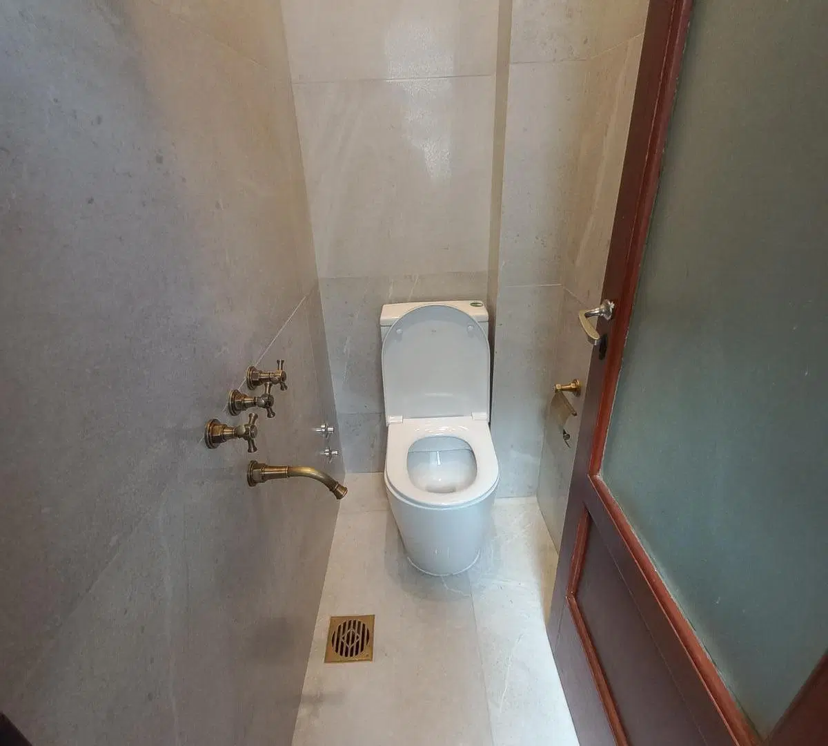 DEPARTAMENTO DE 3 DORMITORIOS VENTA TOTALMENTE RECICLADO CENTRO ROSARIO 2