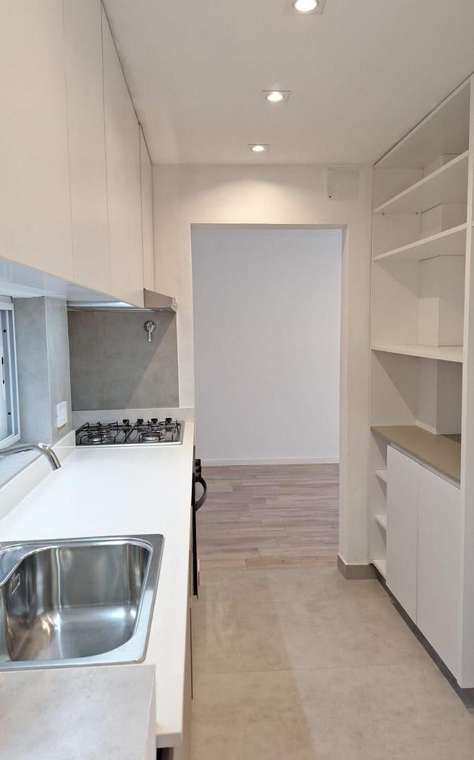 Foto de MODERNO DEPARTAMENTO DE PASILLO CON 2 DORMITORIOS VENTA TERRAZA, imagen 4