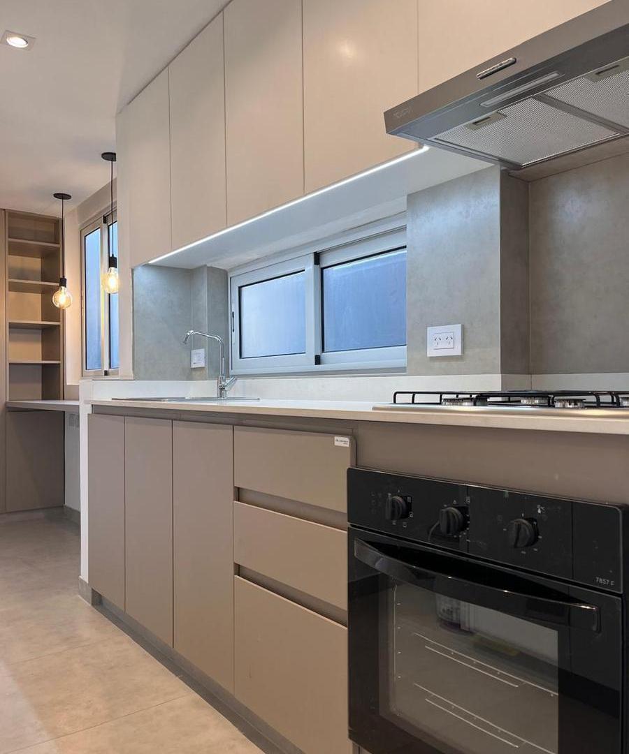 Foto de MODERNO DEPARTAMENTO DE PASILLO CON 2 DORMITORIOS VENTA TERRAZA, imagen 5