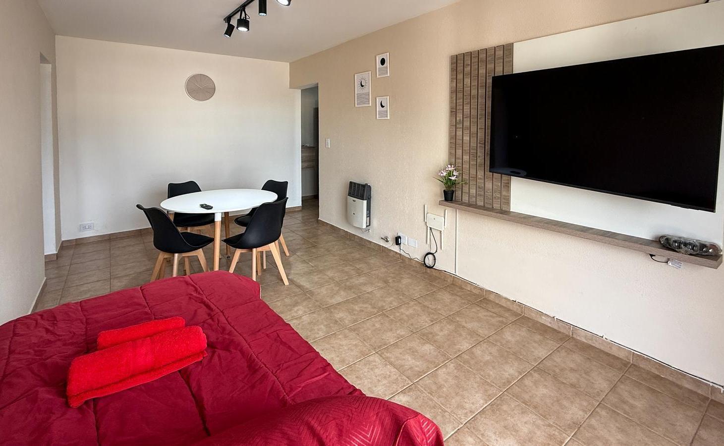 Foto de DEPARTAMENTO DE UN DORMITORIO VENTA BALCON AMPLIO CENTRO ROSARIO, imagen 2