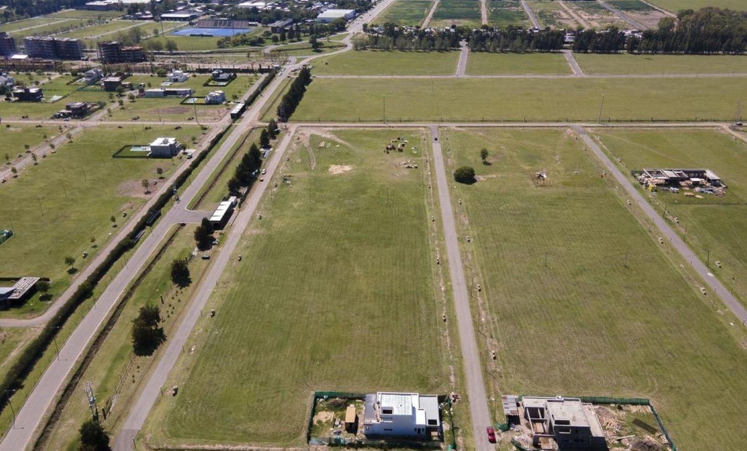 Foto de LOTE DE 860M2 VENTA BARRIO CERRADO LOS PASOS 4 FIHSERTON ROSARIO, imagen 2