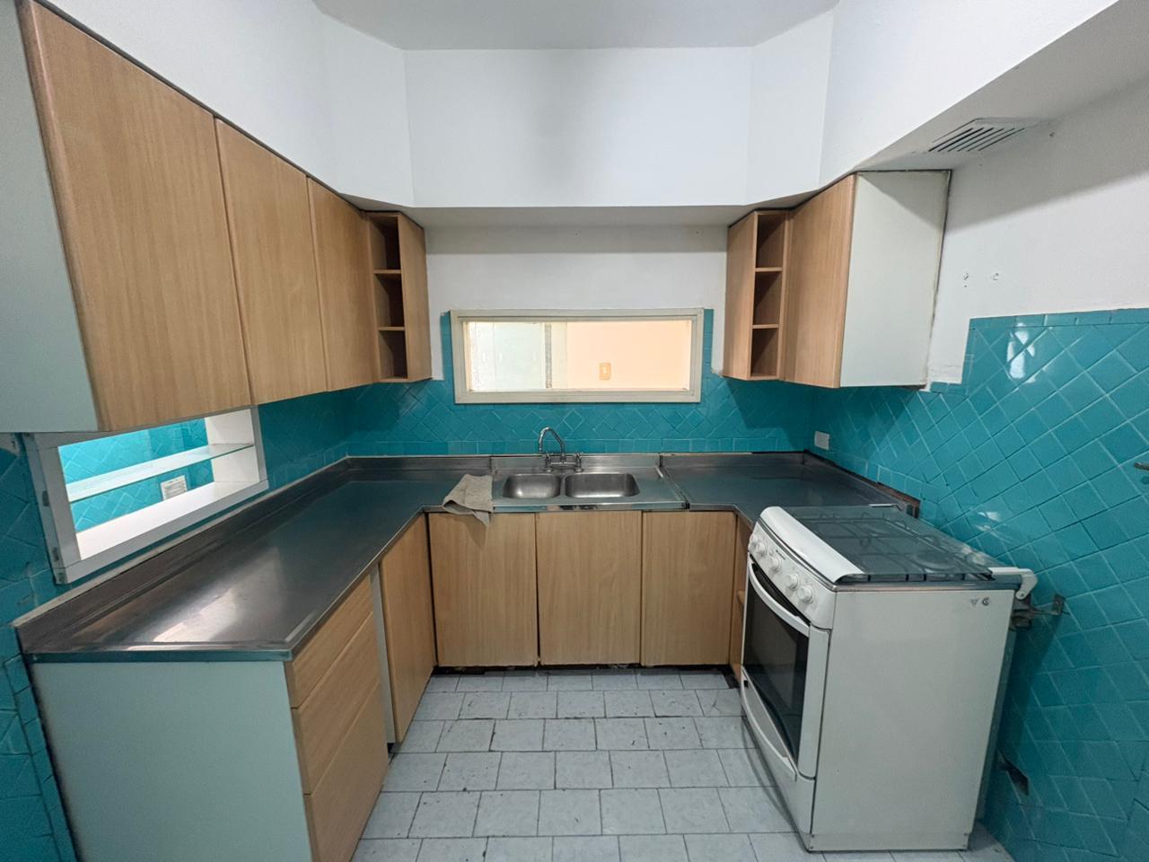 Foto de DEPARTAMENTO DE 2 DORMITORIOS VENTA SEMIPISO CENTRO ROSARIO, imagen 2
