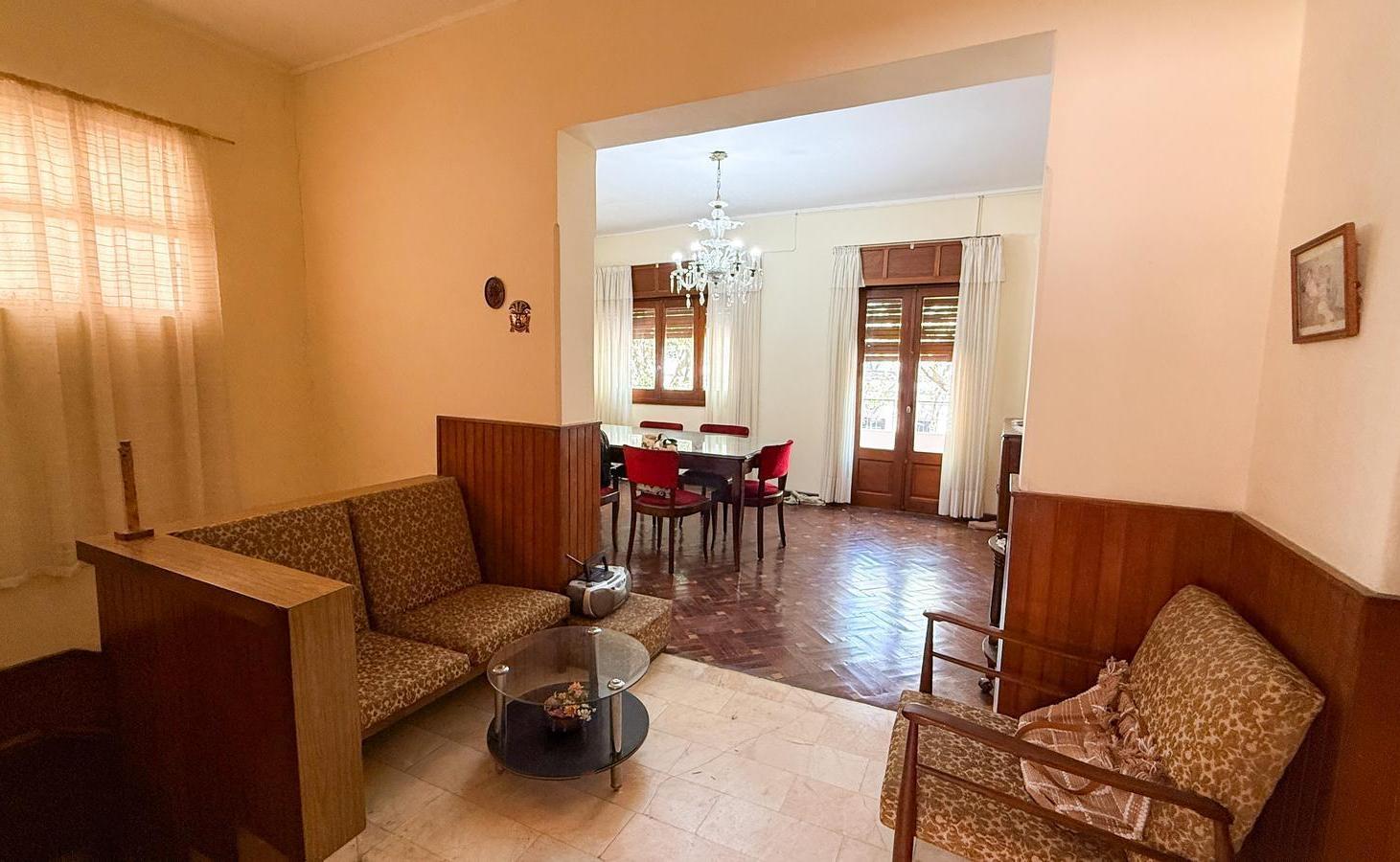Foto de CASA DE 2 DORMITORIOS VENTA TERRAZA CON QUINCHO Y PARRILLERO PICHINCHA, imagen 2