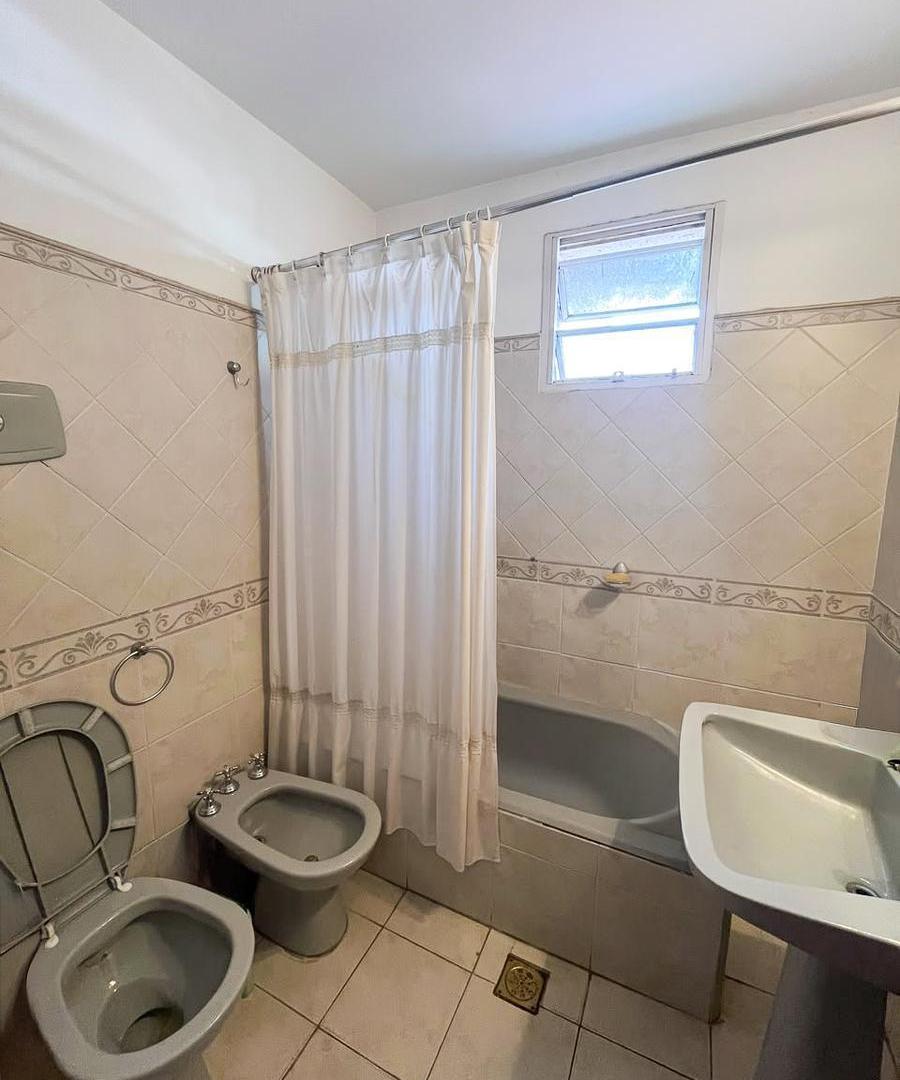 Foto de DEPARTAMENTO POR ESCALERA DE 2 DORMITORIOS COMODIN VENTA BARRIO MARTIN, imagen 4