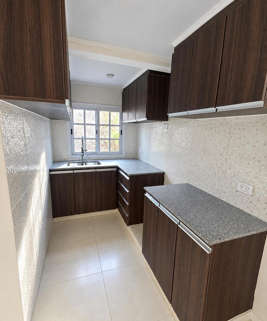 Foto de DEPARTAMENTO DE 2 DORMITORIOS POR ESCALERA VENTA BALCON ATERRAZADO CON, imagen 4