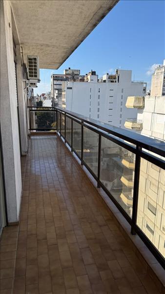 Foto de DEPARTAMENTO DE 4 DORMITORIOS VENTA PISO EXCLUSIVO CENTRO ROSARIO, imagen 3