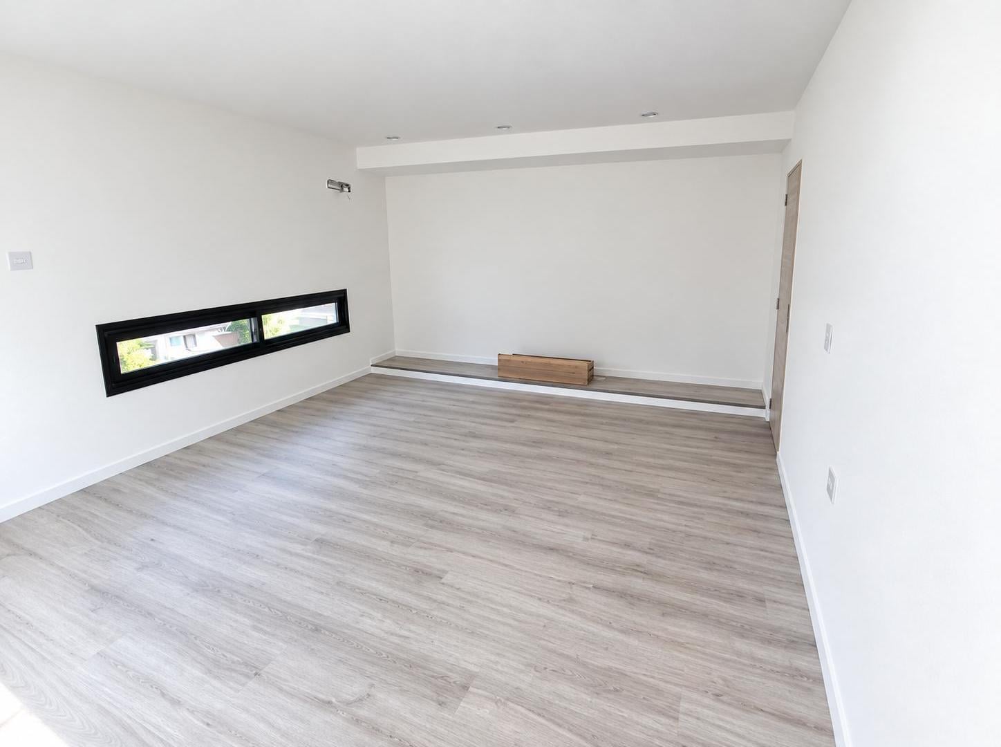 Foto de CASA DE 2 DORMITORIOS VENTA JARDIN EXCLUSIVO ROLDAN ROSARIO, imagen 4