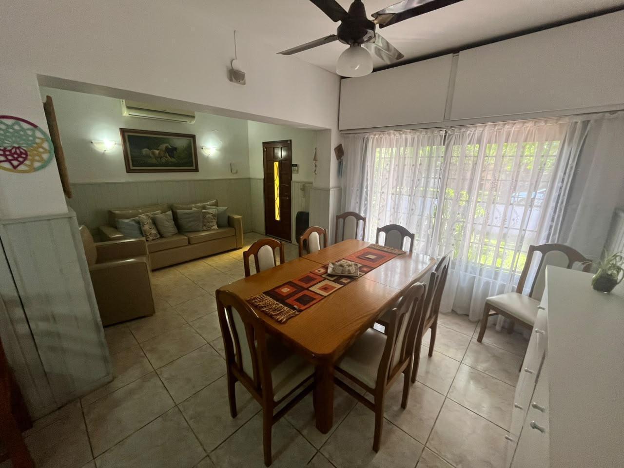 Foto de CASA DE 3 DORMITORIOS VENTA JARDIN CON QUINCHO BARRIO SARMIENTO ROSARIO, imagen 5
