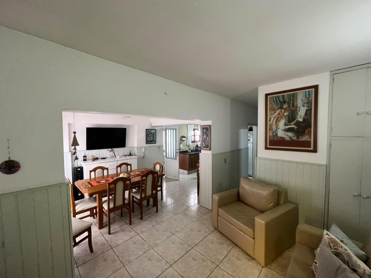 Foto de CASA DE 3 DORMITORIOS VENTA JARDIN CON QUINCHO BARRIO SARMIENTO ROSARIO, imagen 3