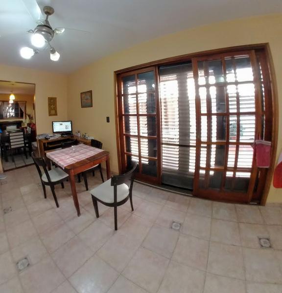 Venta Casa Saladillo Residencial. Rosario. 2