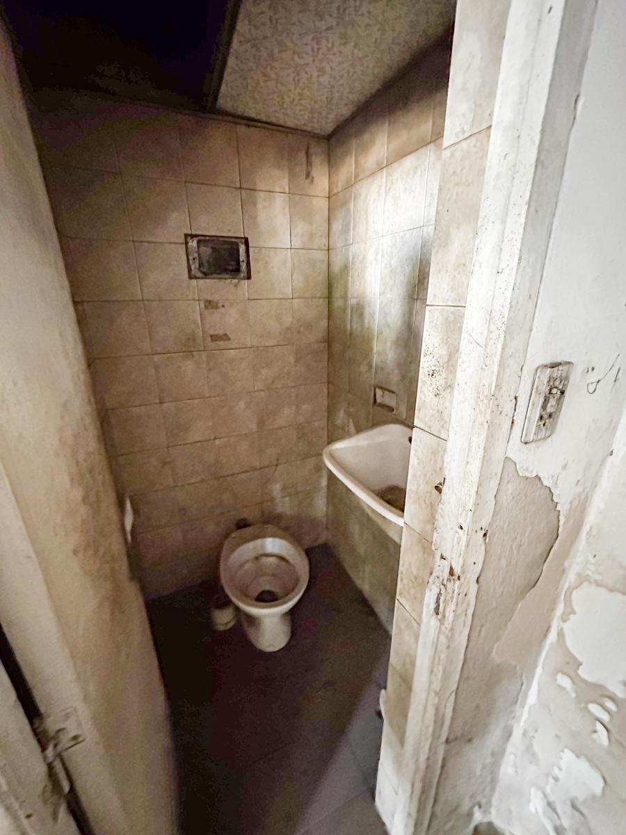 Venta Casa y Local Comercial. Alberdi - Rosario. 1