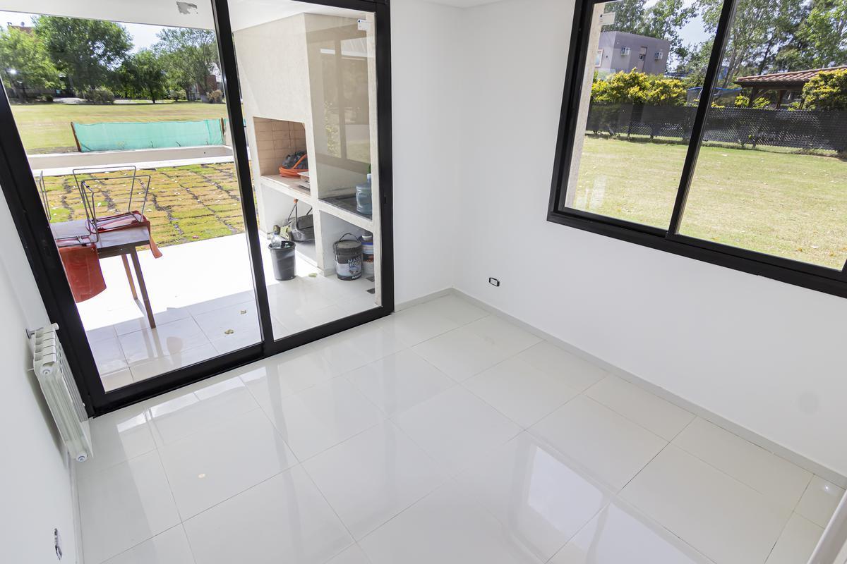 Venta Casa - Country Los Pasos del Jockey - Rosario
