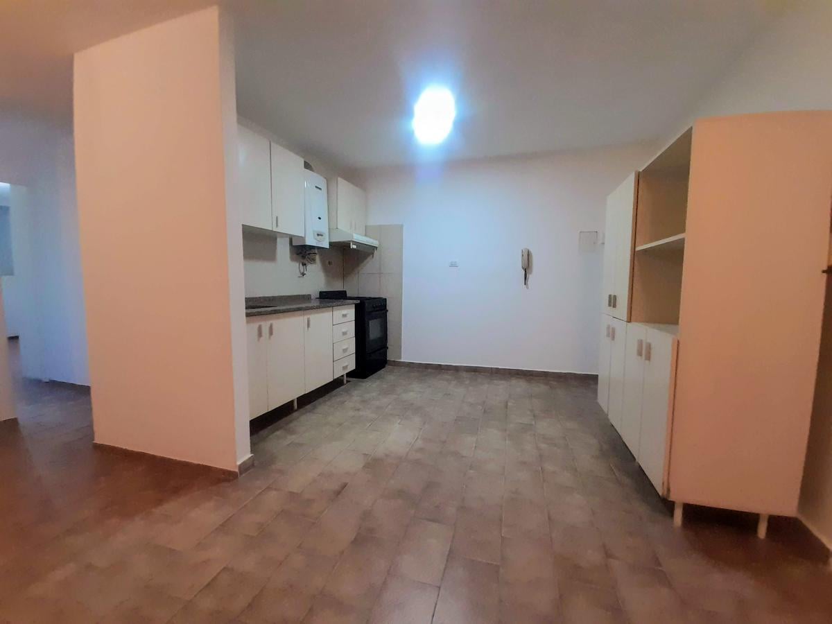 Foto de Venta Departamento. Barrio República de la Sexta. Rosario, imagen 2