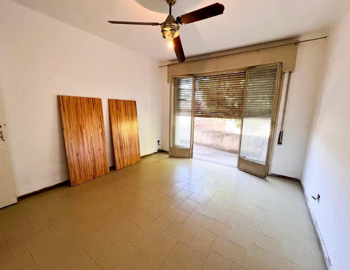 Venta Casa y Galpón. Altura Buenos Aires al 3000. Rosario.