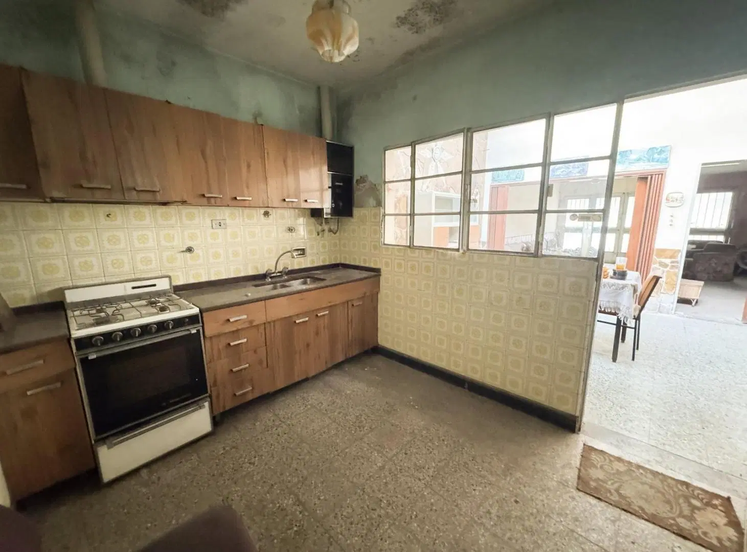 Venta Casa a reciclar en Cinco Esquinas 3