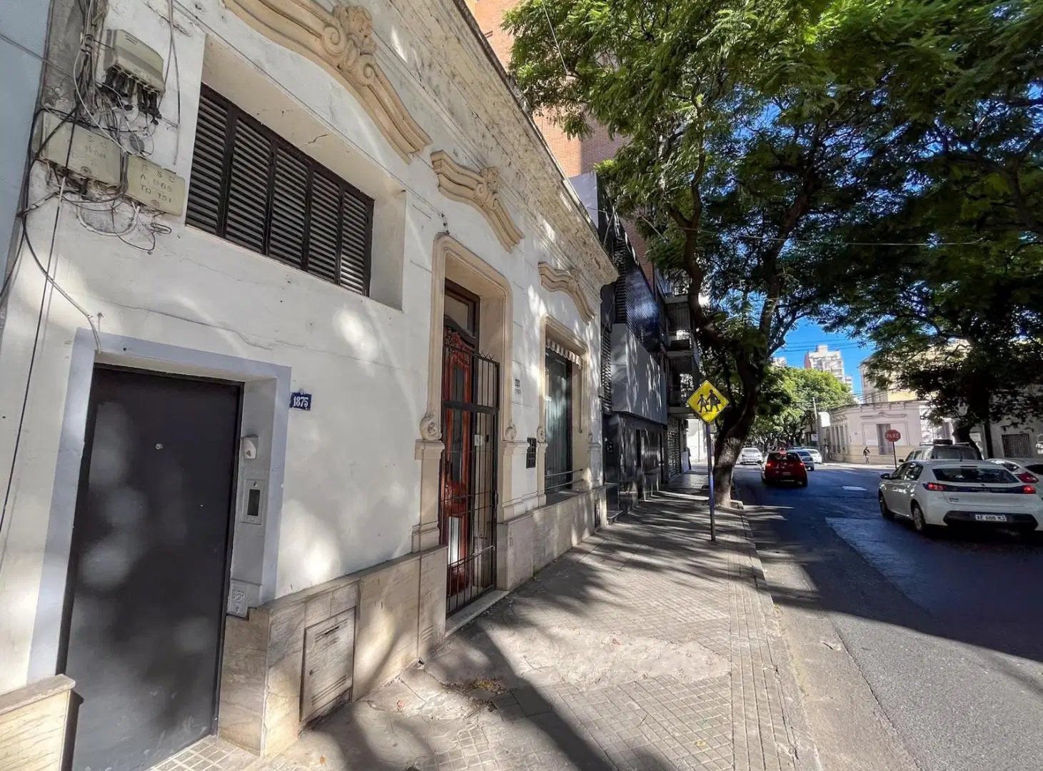 Alquiler Uso profesional/institucional en 3 de Febrero al 1800 4