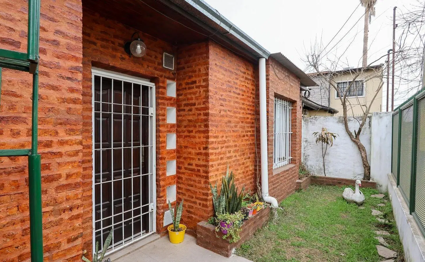 Venta Casa dos dormitorios en Fisherton 2