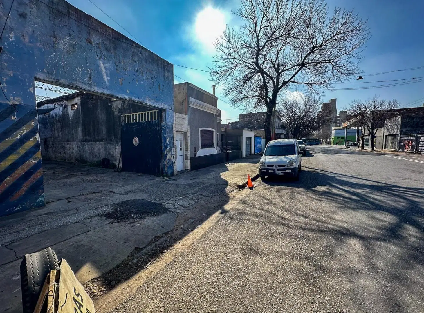 Venta Terreno con mejoras. Entre Rios 2700 2