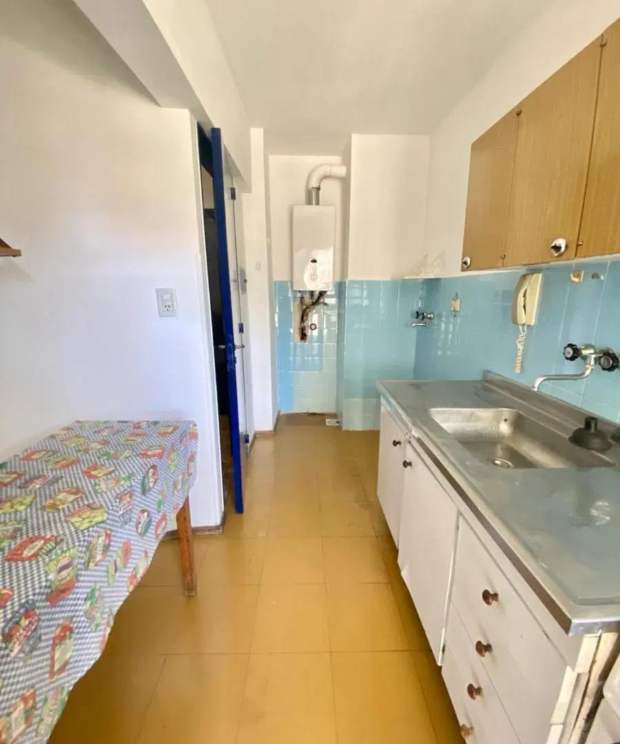 Venta Departamento un dormitorio. Balcarce 700 - Zona Centro 4