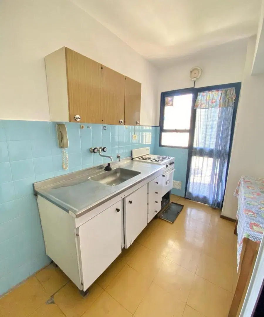 Venta Departamento un dormitorio. Balcarce 700 - Zona Centro 5