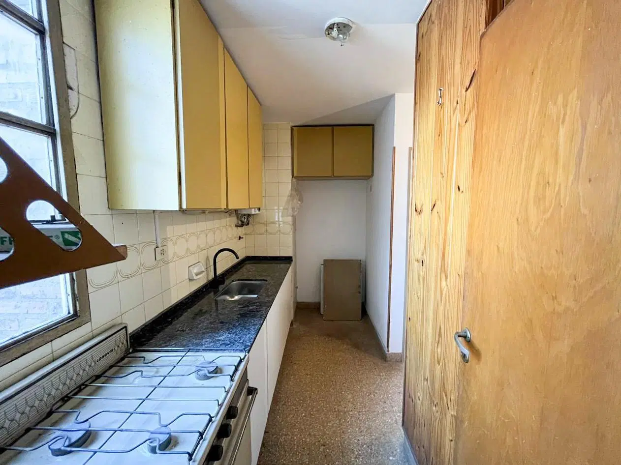 Alquiler Departamento 3 dormitorios con cochera - Dorrego 1100 2