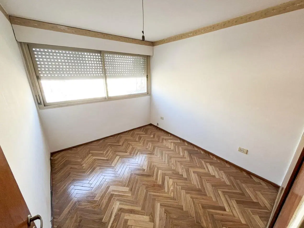 Alquiler Departamento 3 dormitorios con cochera - Dorrego 1100 5