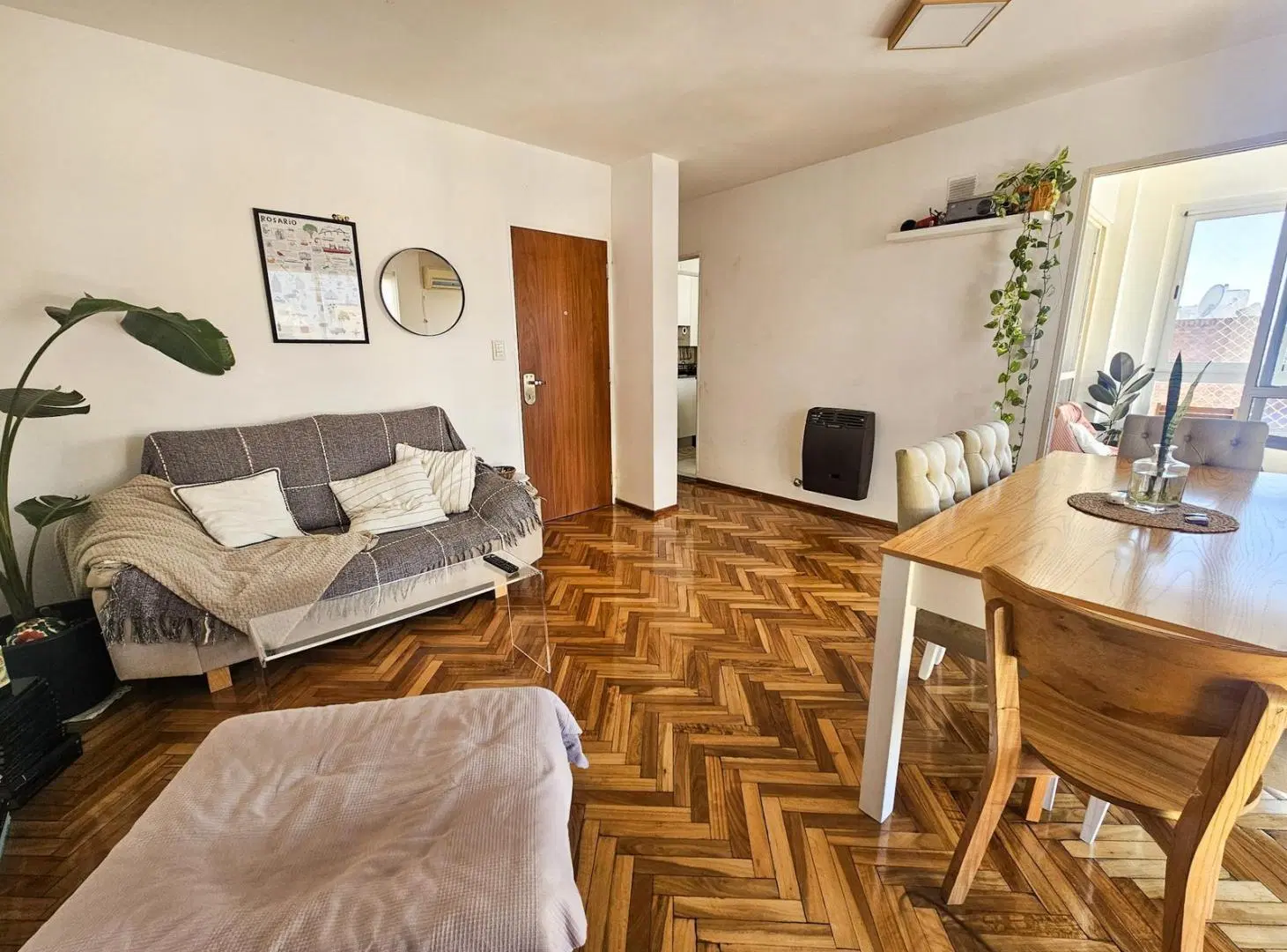 Venta Departamento piso exclusivo. Maipú al 1700 1