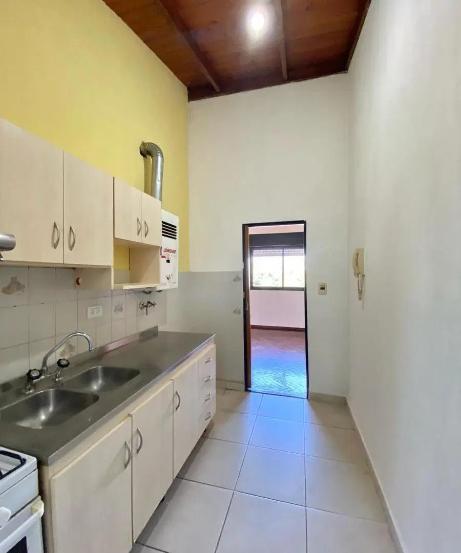 Venta Departamento dos dormitorios. República de la Sexta 4