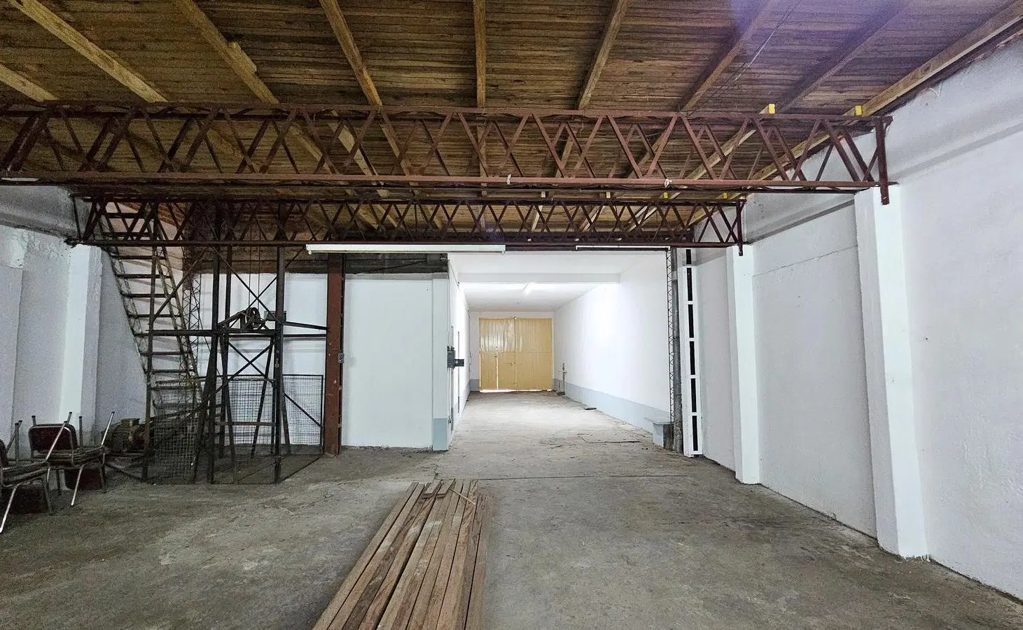 Venta de Salón, Galpón y Vivienda en Zona Sur 2
