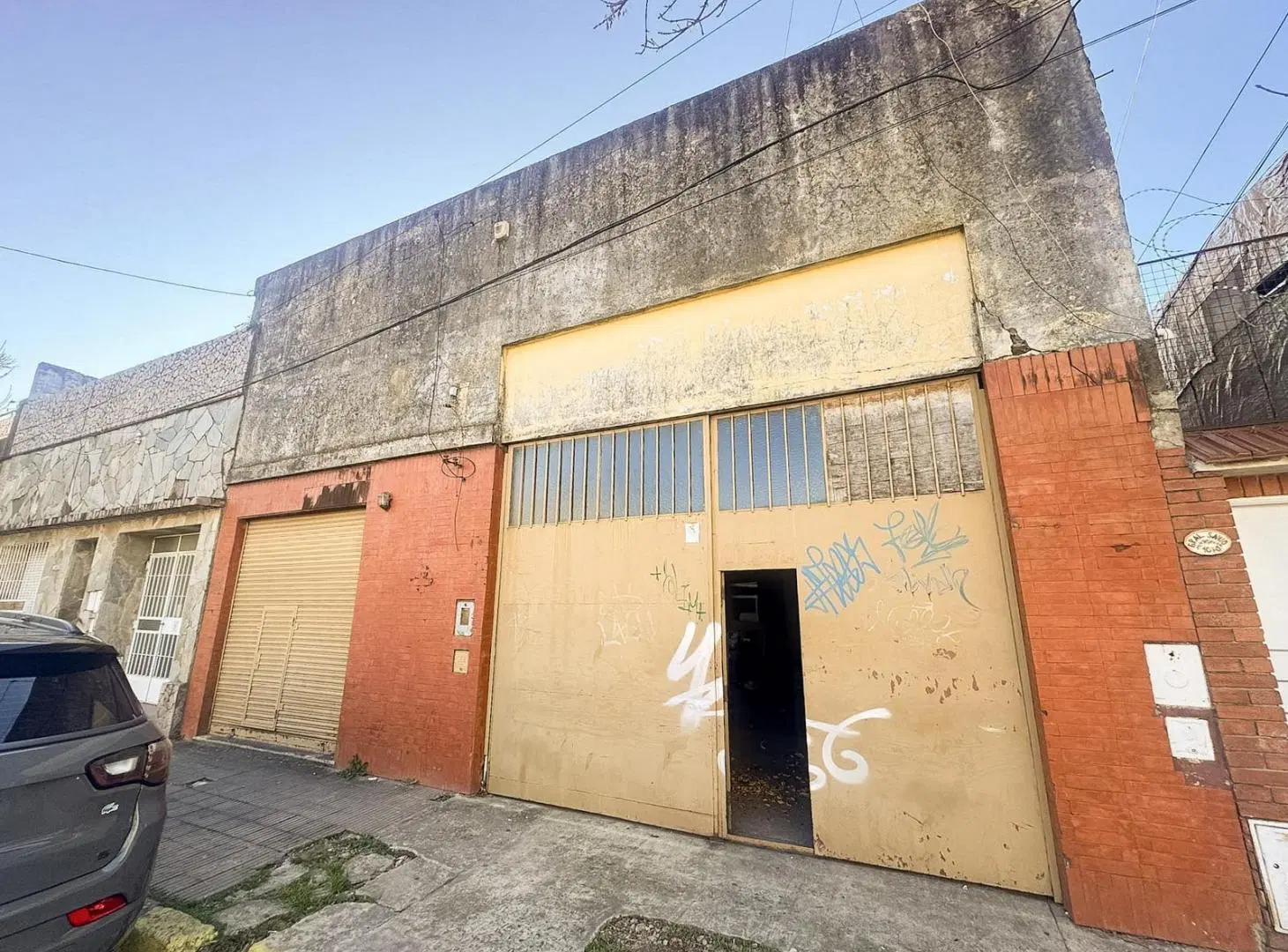 Venta Galpón en Tiro Suizo. Av. San Martín al 5000 2
