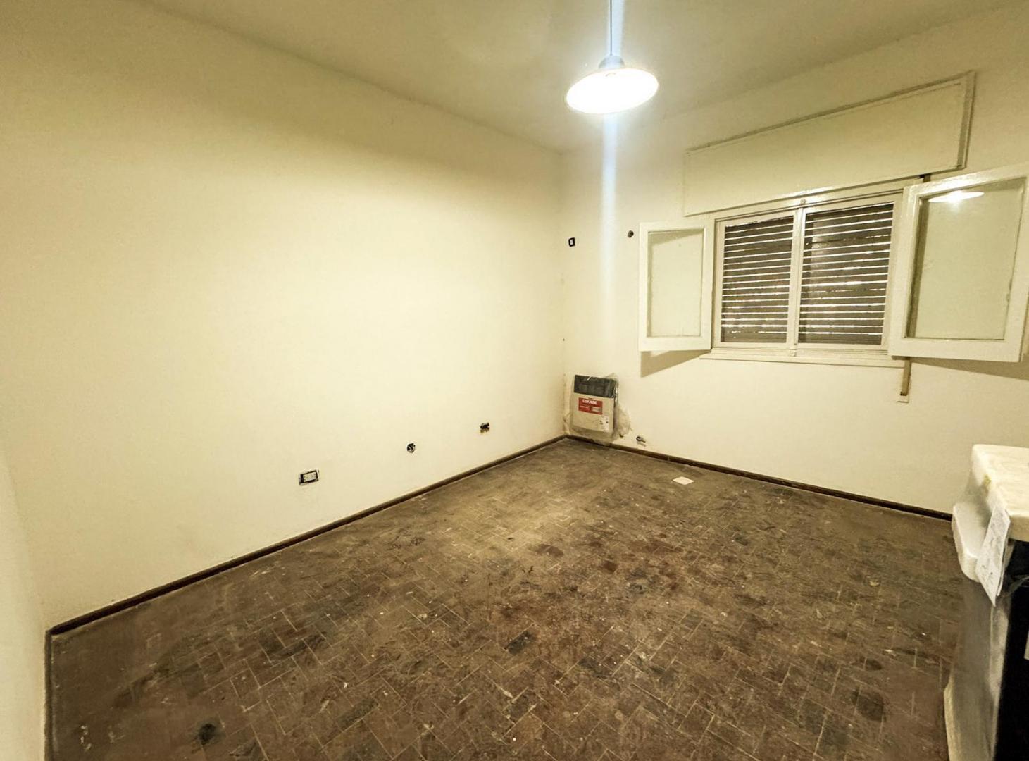 Foto de Venta Casa reciclada en planta alta. Barrio Tiro Suizo, imagen 3