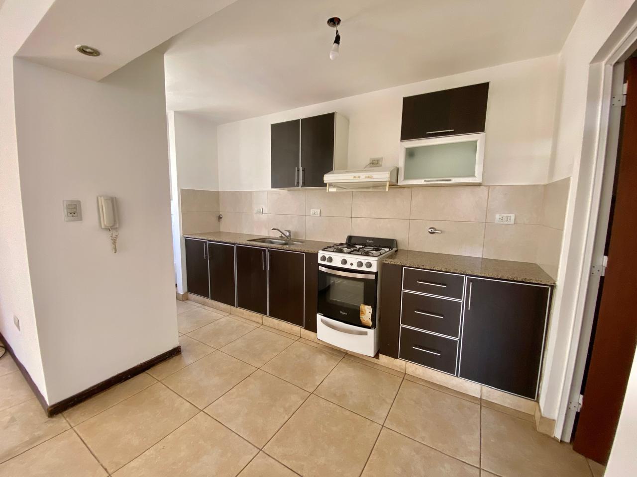 Foto de Alquiler duplex 2 dormitorios Mendoza 8000 - Fisherton, imagen 1