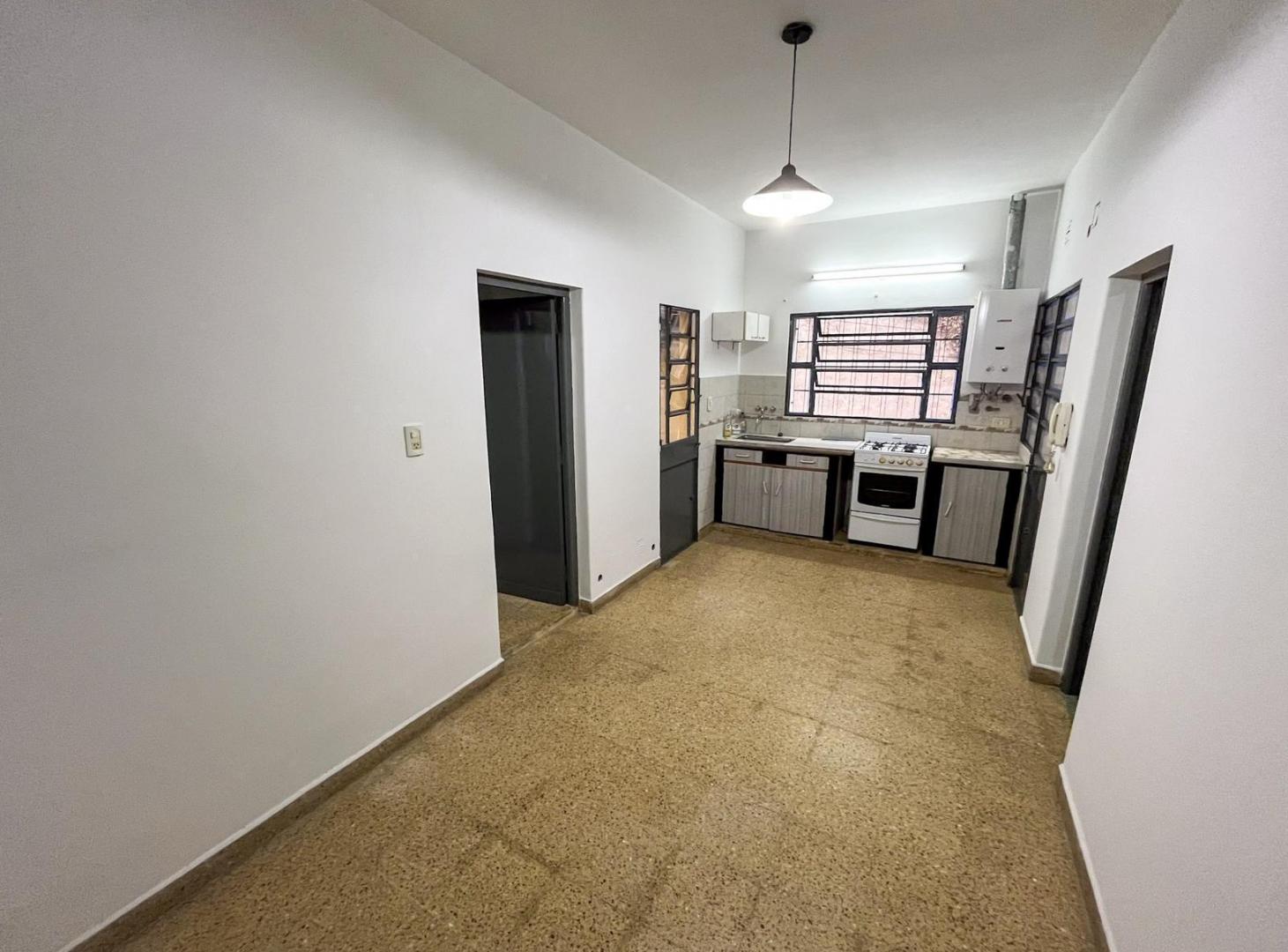 Foto de Alquiler Departamento de pasillo de un dormitorio. Colon al 3000, imagen 5