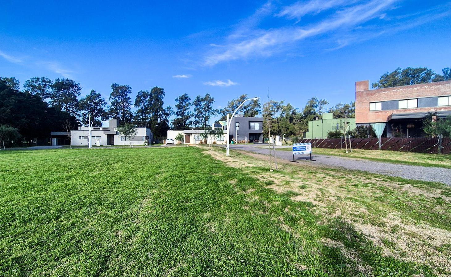 Foto de Venta Terreno 360 m2 en Brisanova, imagen 4