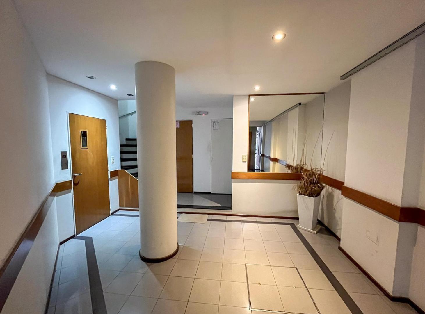Foto de Alquiler Departamento Monoambiente. Roca y Zeballos, imagen 4