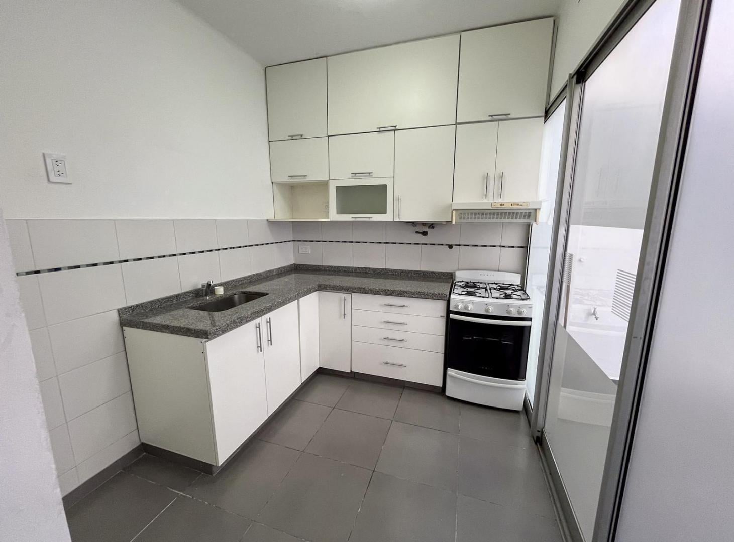 Foto de Alquiler Casa Uso Comercial/Institucional - Barrio Echesortu - Rosario, imagen 2