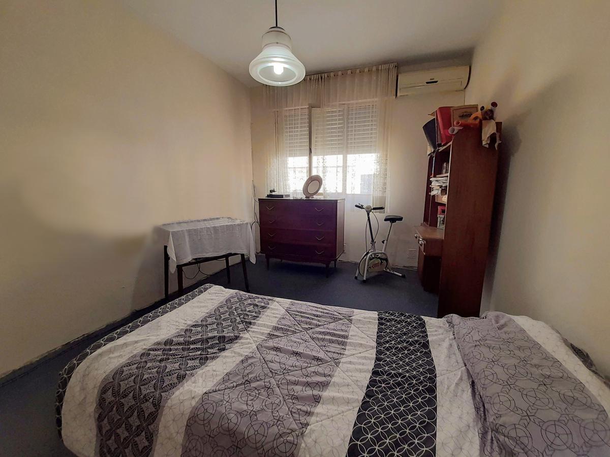 Foto de Venta Casa dos dormitorios. Apto credito. Altura Alberdi al 500 bis, imagen 2