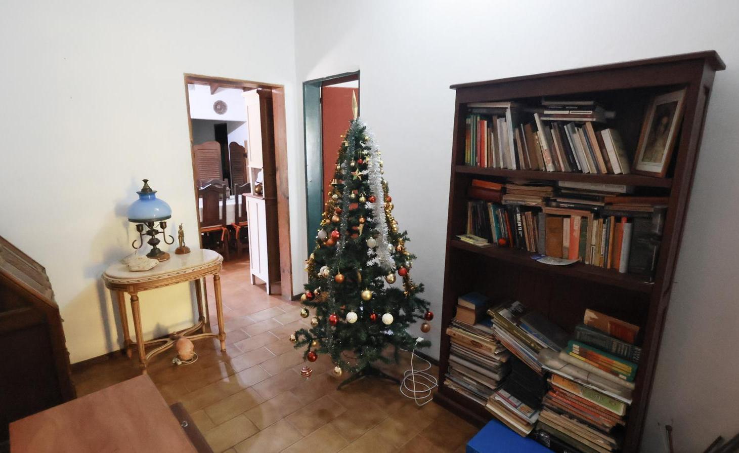 Foto de Venta Casa tres dormitorios con pileta. Camilo Aldao y Bv. Segui., imagen 3
