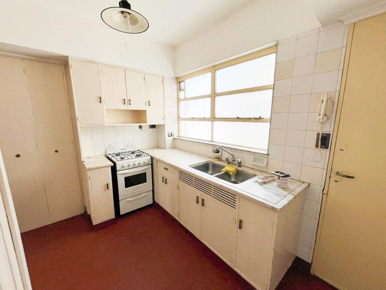 Foto de Alquiler Departamento 1 Dormitorio con Balcón - Zona Plaza Pringles, imagen 5